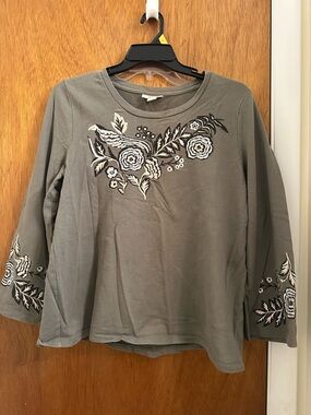 Style & Co. Olive Green Long-Sleeve Top with White Embroidered Floral Detail